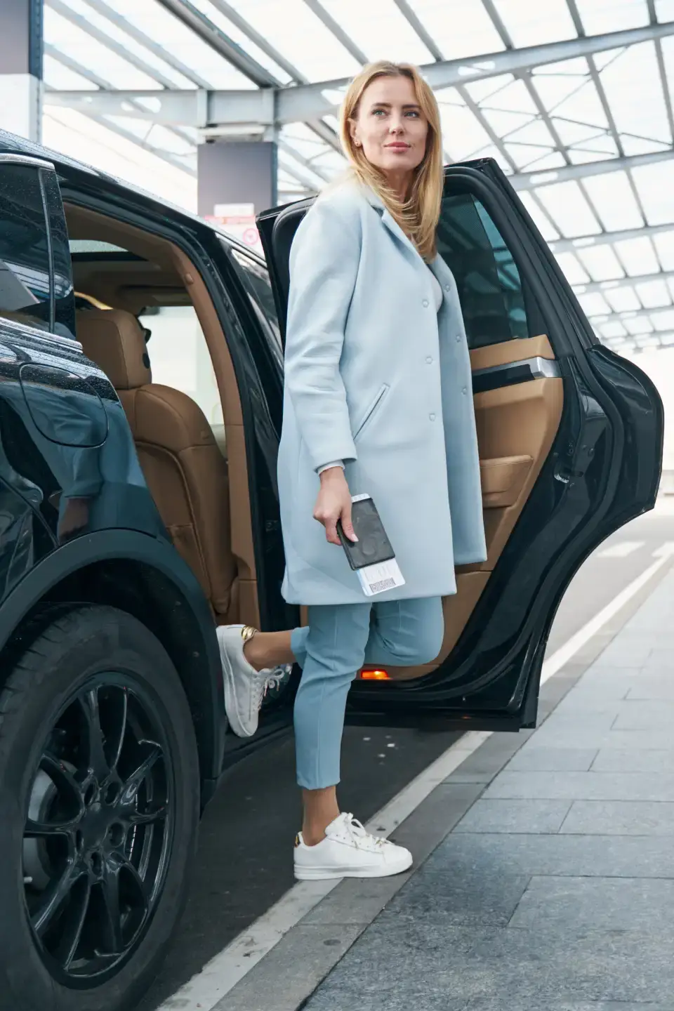 Executive Ronald Reagan airport transportation with expert Chauffeur Service